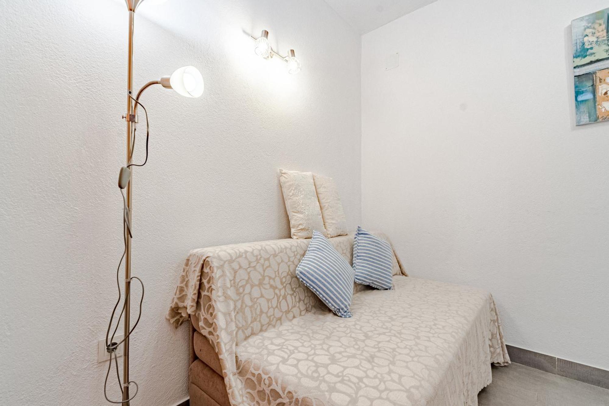 Apartments And Rooms With Parking Space Мали-Стон Номер фото