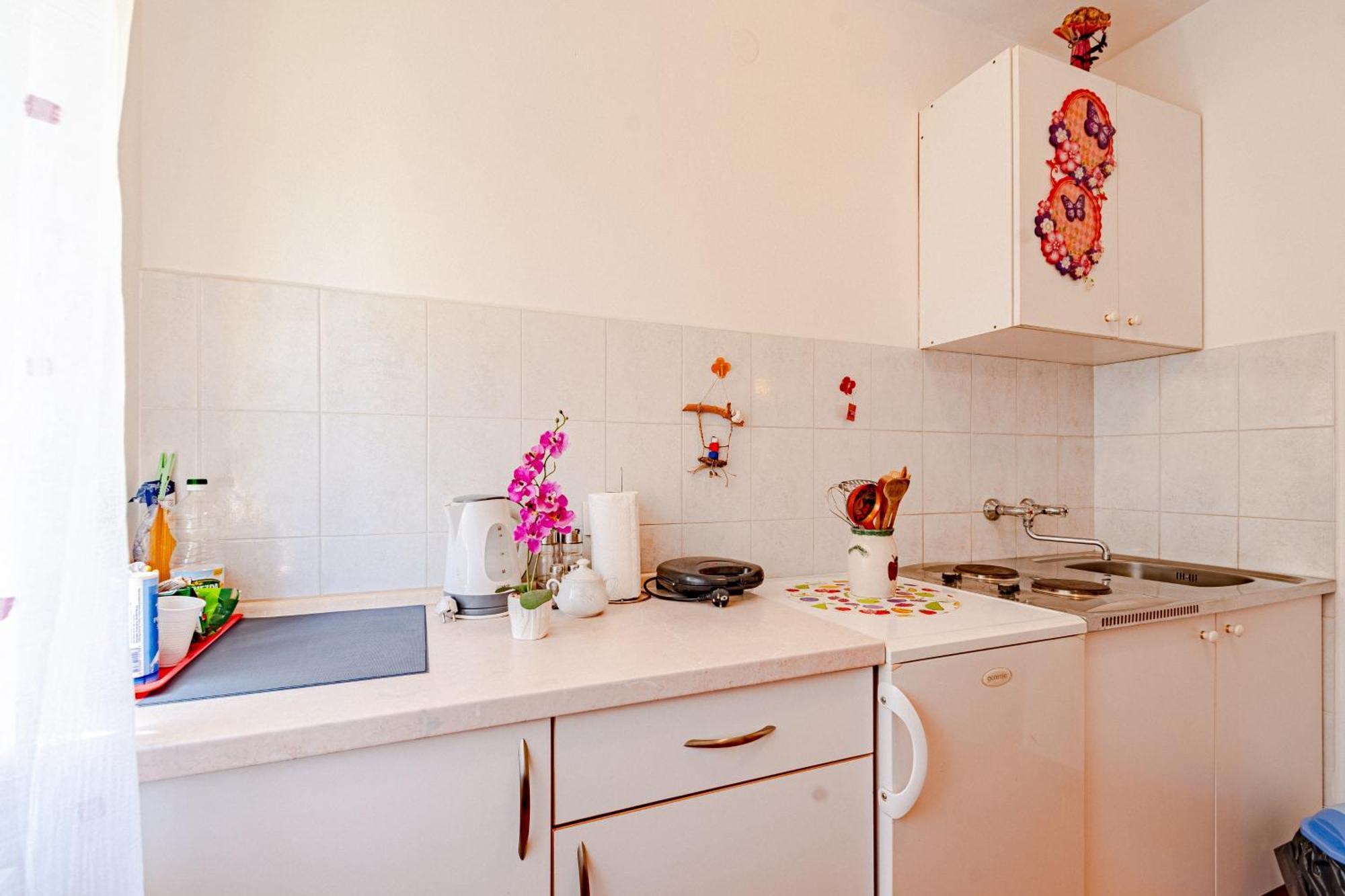 Apartments And Rooms With Parking Space Мали-Стон Номер фото